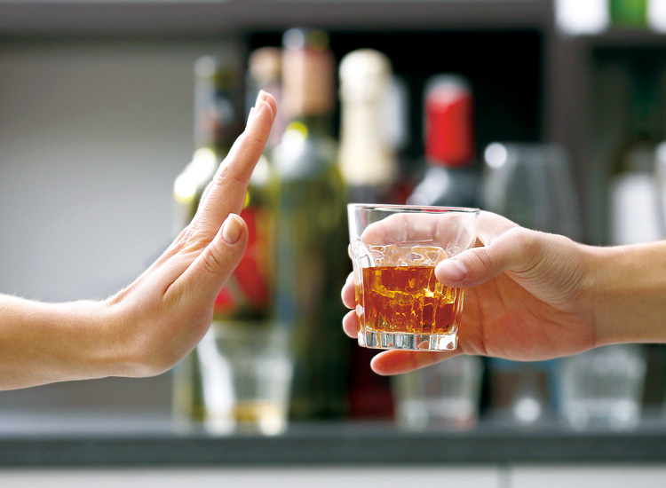 Kann man ohne gallenblase alkohol trinken - 🧡 Drinking man stock image. 