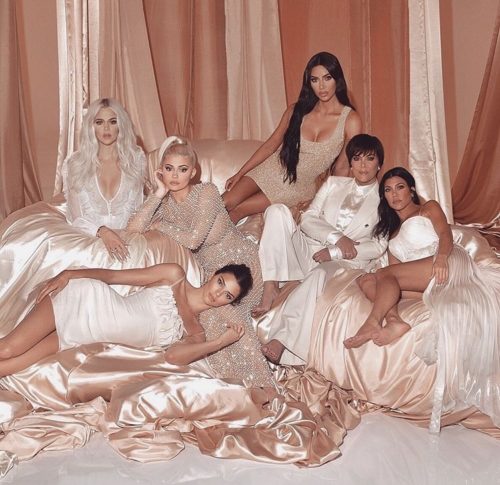 Pakar : Suka atau Tidak Suka, Kardashian-Jenner Adalah Gambaran