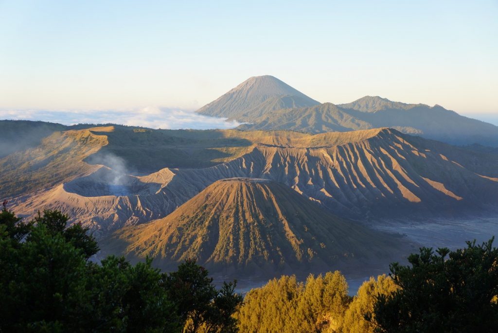  Gunung  Bromo  Telah Dibuka Kembali Untuk Wisatawan Wajib 